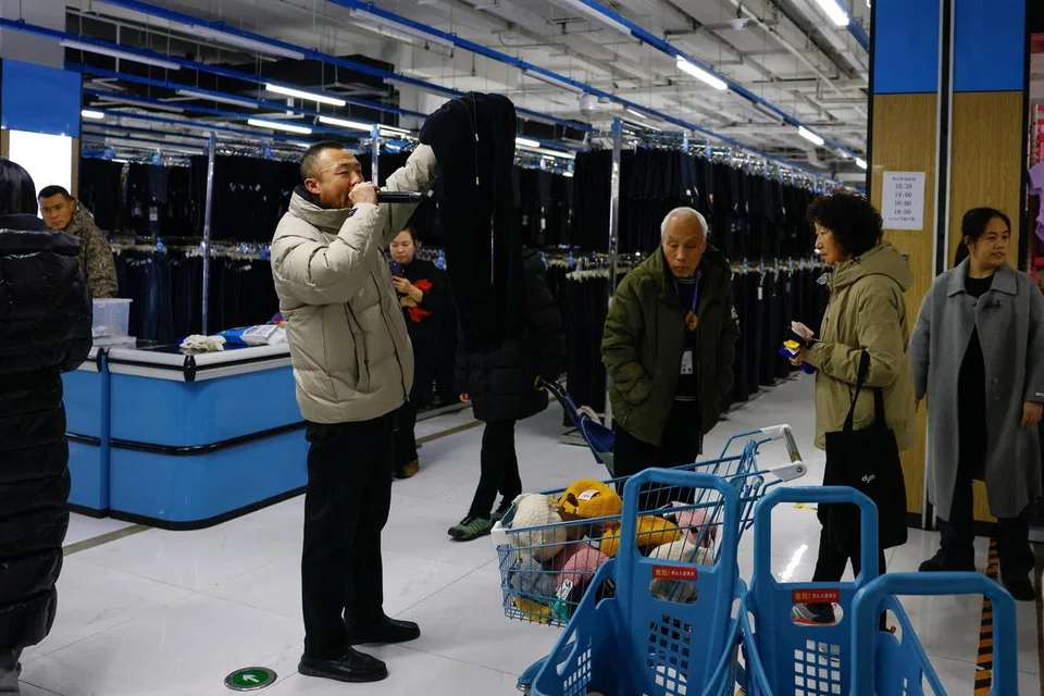 In deflation-hit China, one store holds flash sales four times a day