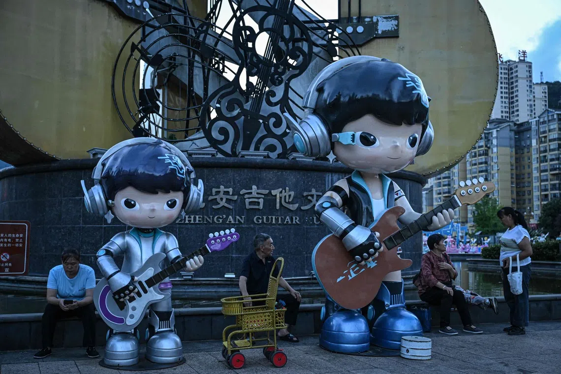 The Guitar Cultural Plaza in Zheng’an.