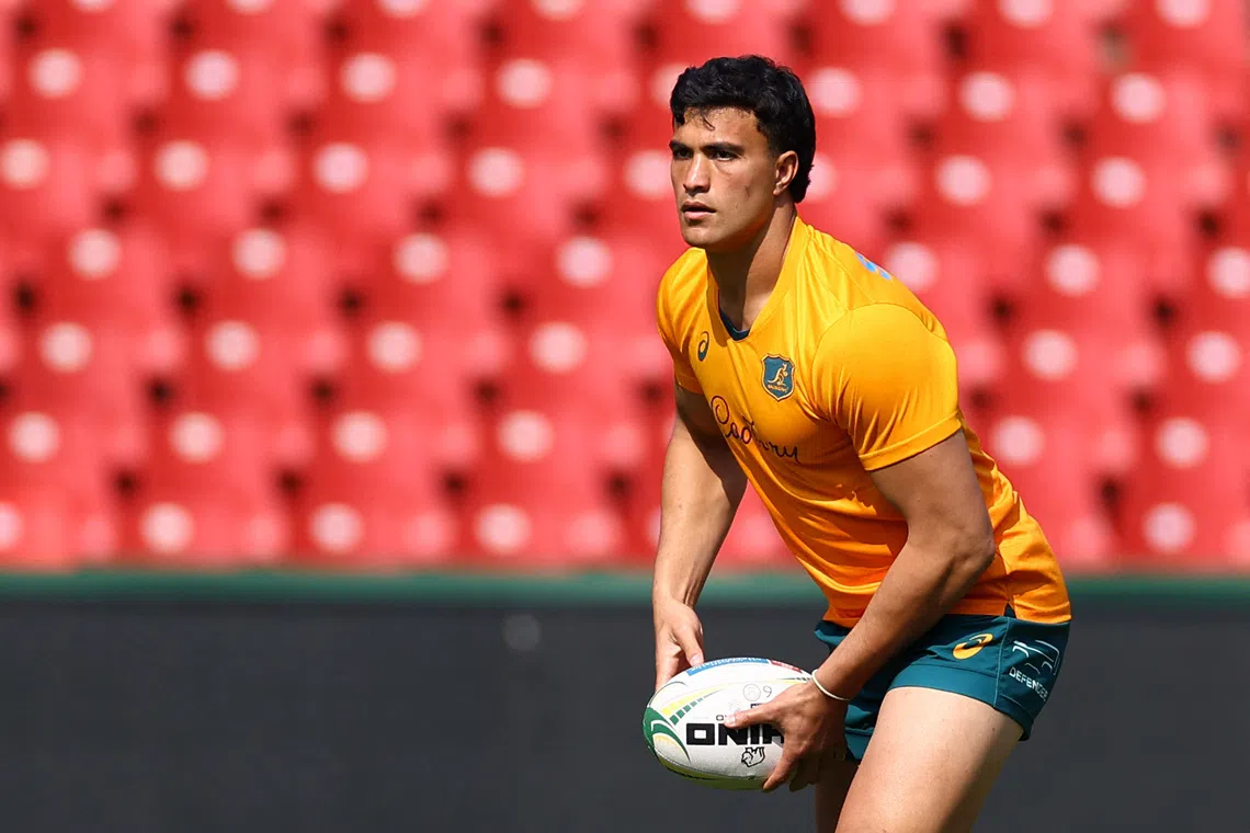 Rugby Union - Rugby Championship - Australia Captain's Run - Ellis Park Stadium, Johannesburg, South Africa - August 15, 2025  Australia's Joseph-Aukuso Suaalii during training REUTERS/Siphiwe Sibeko