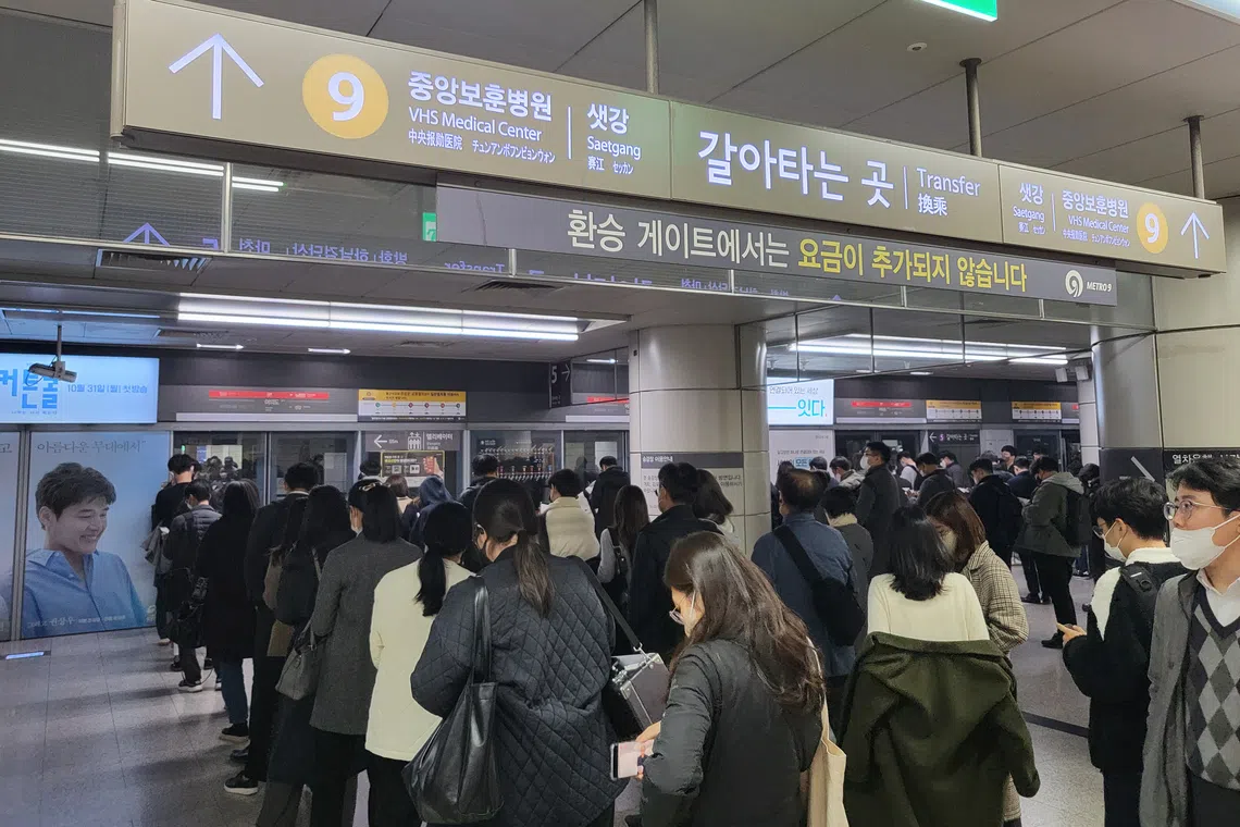 Voice actress Kang Hee-sun had long voiced a total of 26 types of Korean-language automated announcements to enhance clarity.