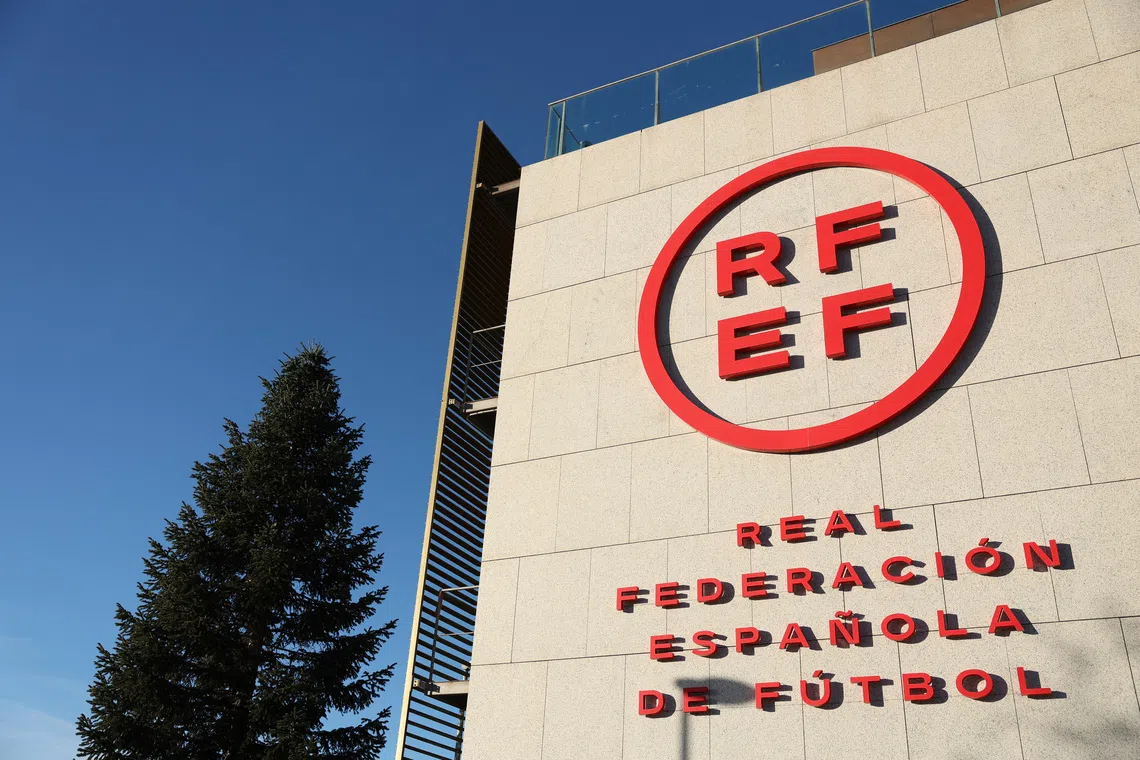 Spain internationals Olga Carmona and Patri Guijarro welcomed the deal as an important tool for players managing the demands of professional sport and personal life.