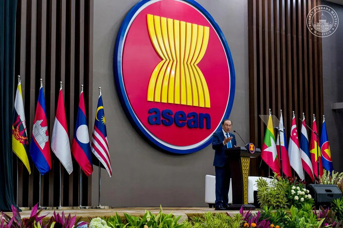 aameet - Malaysian Prime Minister Anwar Ibrahim, on a visit to the Asean Secretariat in Jakarta, July 29. 2025, while on an official visit to Indonesia.  Credit: Anwar Ibrahim/Facebook