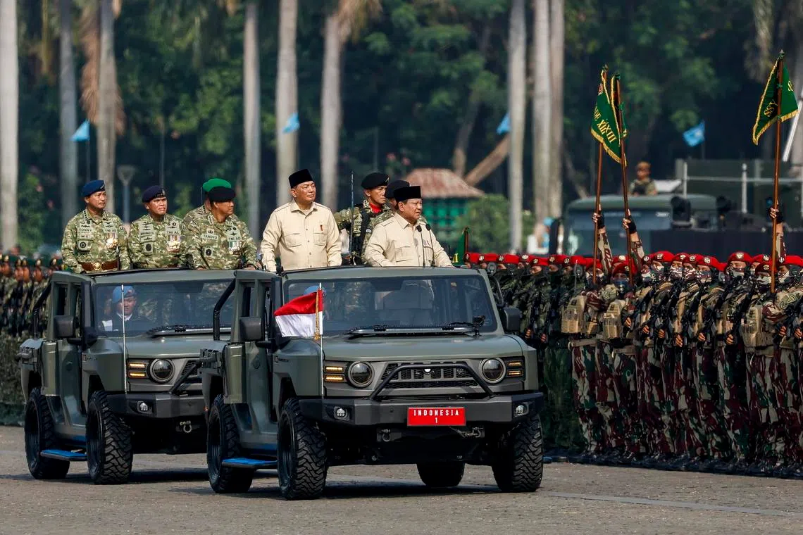 The Indonesian government plans to provide military training for thousands of civil servants.