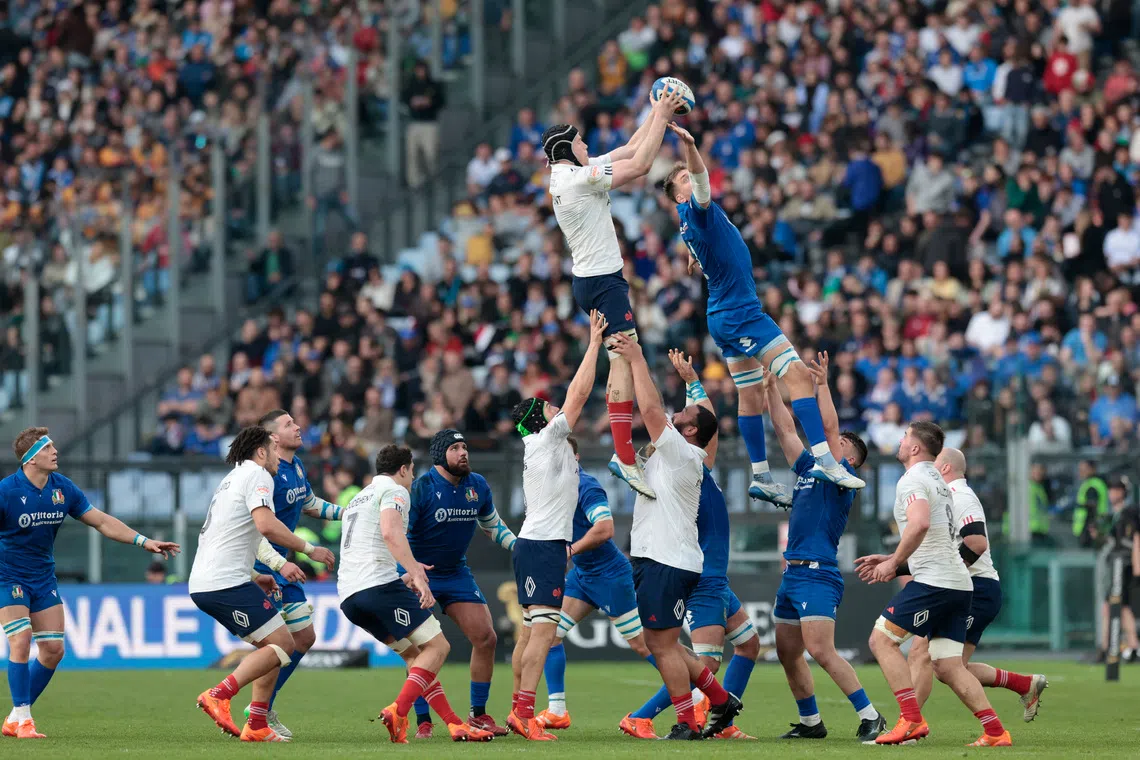 Rugby Union - Six Nations Championship - Italy v France - Stadio Olimpico, Rome, Italy - February 23, 2025 General view during a line out REUTERS/Remo Casilli