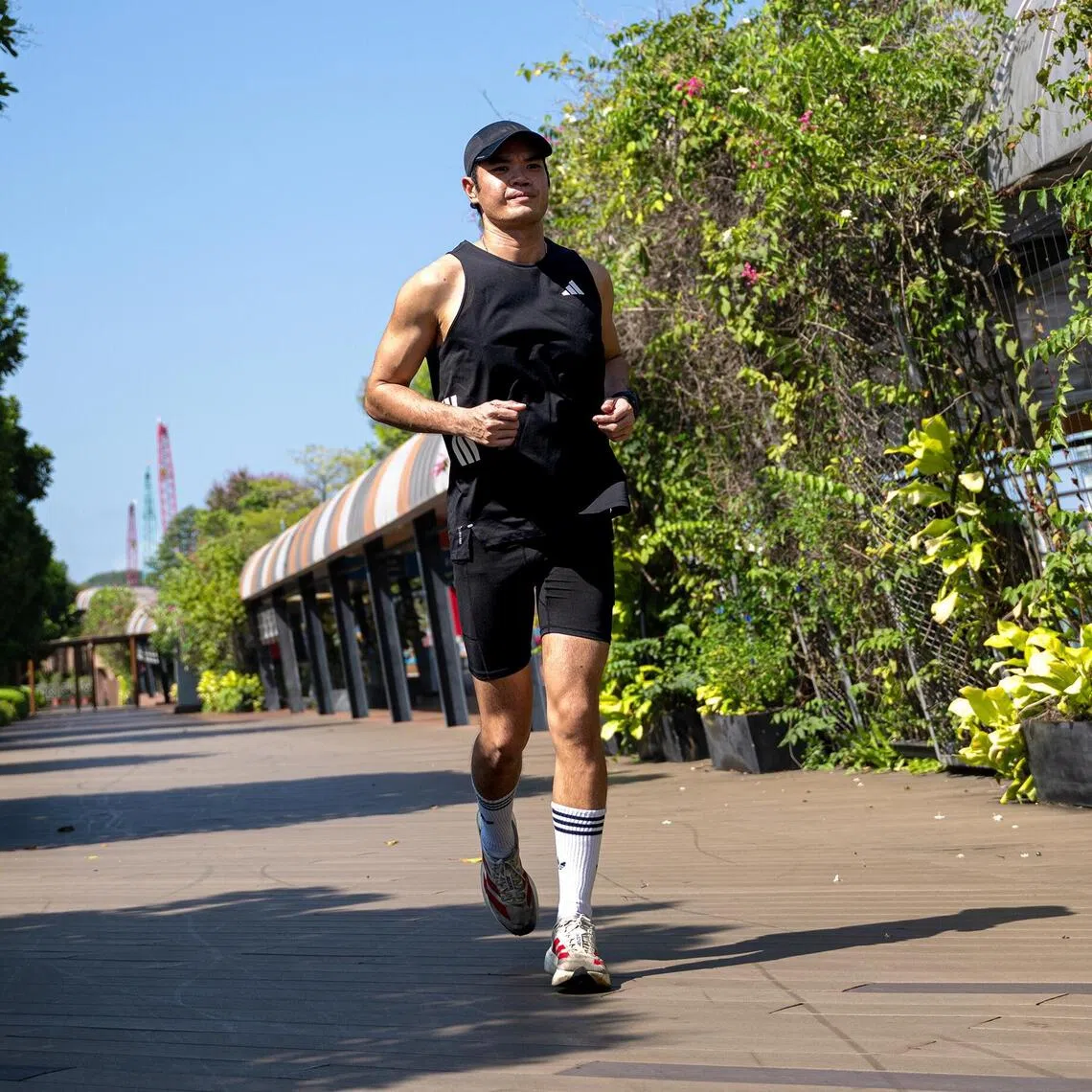 Keith Fung, a senior staff nurse at Ng Teng Fong General Hospital, has applied to be a medic runner at the Singapore International Marathon. It is a new role introduced by the organisers.