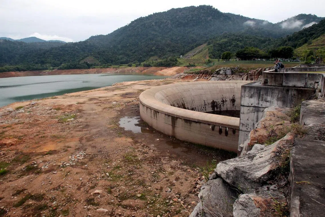 The water level at Dam Selangor, located in Kuala Kubu Baru, is lower than its usual 220m due to the prolonged dry spell in 2014. Manufacturers in Selangor, Malaysia’s most industrialised state, are warning that they may be forced to move out their operations because of “exorbitant” rates for water as a result of rationing triggered by the dry spell.