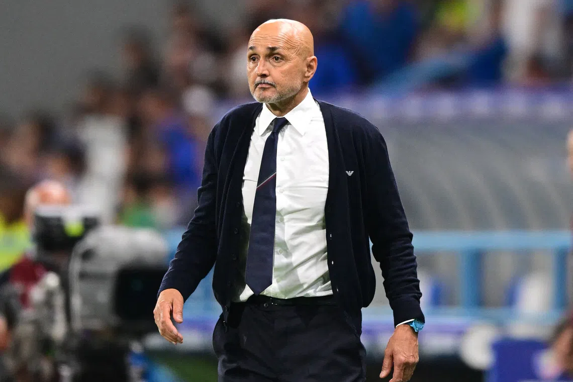 Soccer Football - World Cup - European Qualifiers - Group I - Italy v Moldova - Mapei Stadium, Reggio Emilia, Italy - June 9, 2025 Italy coach Luciano Spalletti REUTERS/Daniele Mascolo