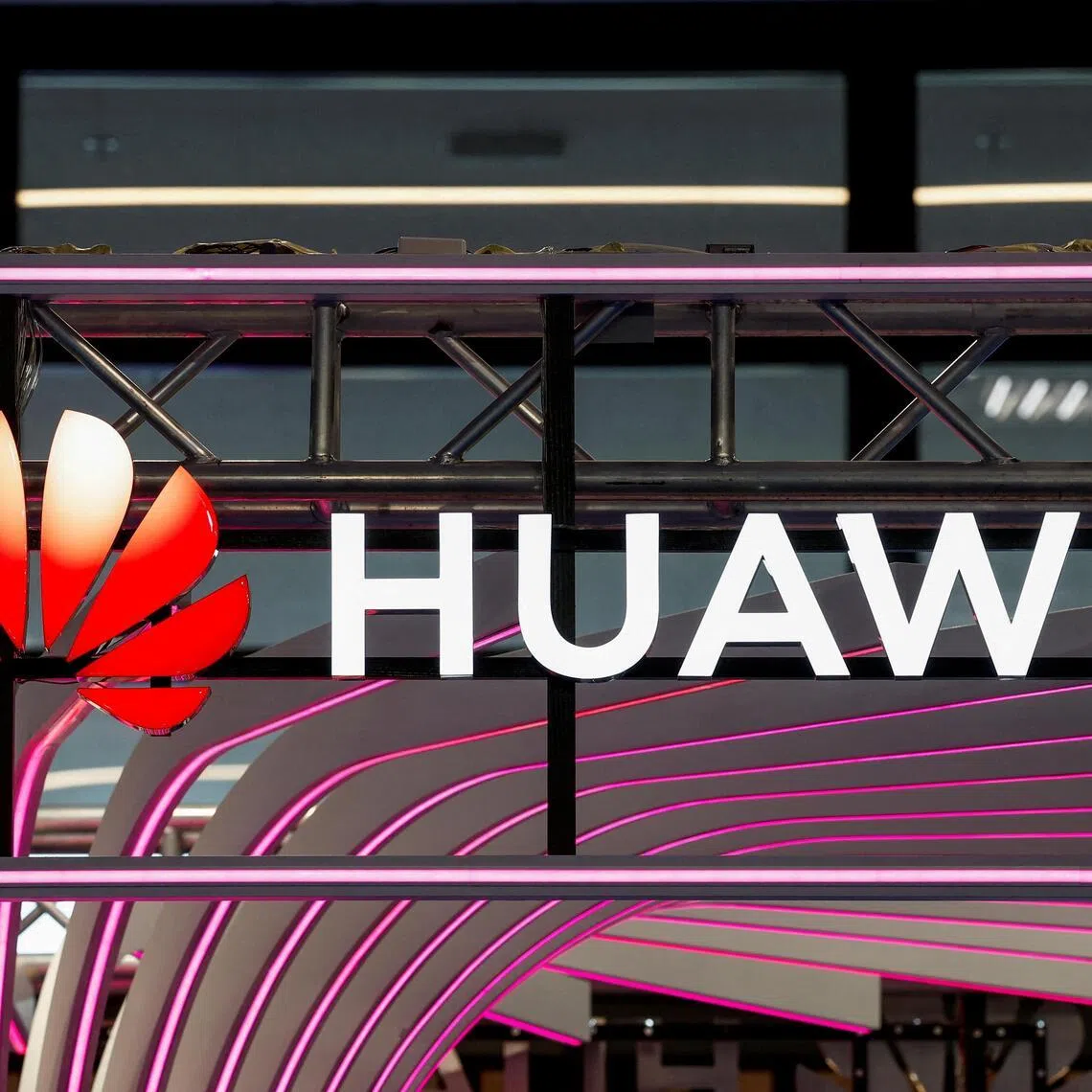 The EU commission has labelled Huawei and ZTE “high-risk suppliers” for telecom networks. 