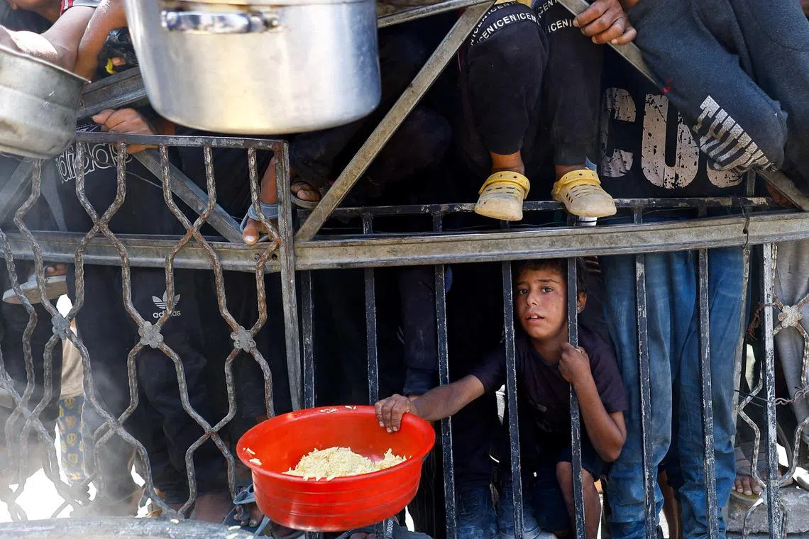 Experts warned that distribution points pose additional risks for devastated individuals of being forcibly disappeared.