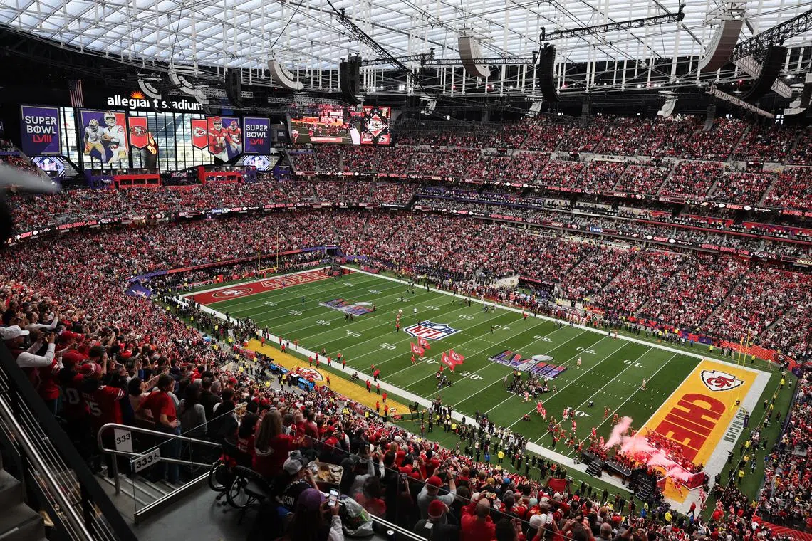 Football - NFL - Super Bowl LVIII - Kansas City Chiefs v San Francisco 49ers - Allegiant Stadium, Las Vegas, Nevada, United States - February 11, 2024 A general view inside the stadium as the players come out onto the field before the game REUTERS/Mike Blake/File Photo