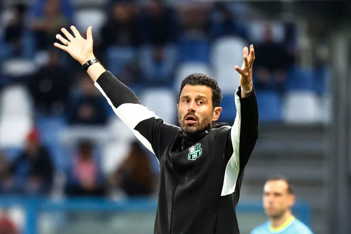 Soccer Football - Serie A - U.S. Sassuolo v Como - Mapei Stadium - Citta del Tricolore, Reggio Emilia, Italy - April 17, 2026 U.S. Sassuolo coach Fabio Grosso reacts REUTERS/Alessandro Garofalo
