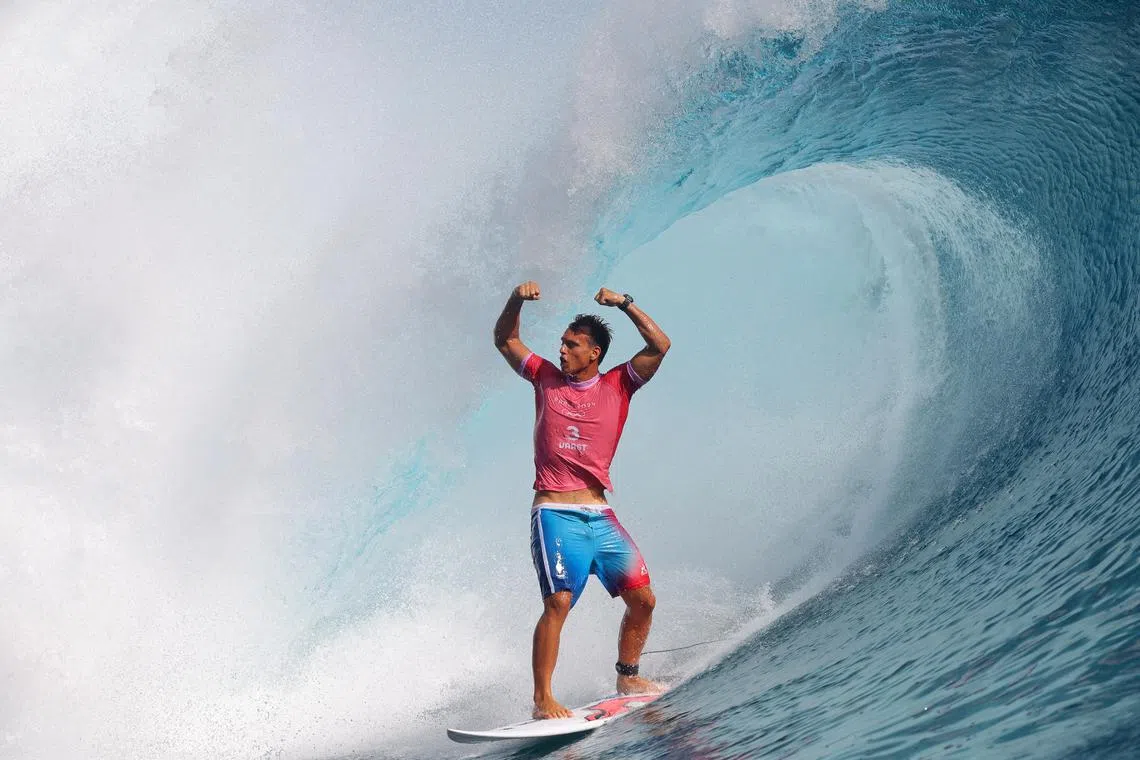 Paris 2024 Olympics - Surfing - Men's Gold Medal Match - Teahupo'o, Tahiti, French Polynesia - August 05, 2024. Kauli Vaast of France reacts after riding a wave during the gold medal match. REUTERS/Carlos Barria/File Photo