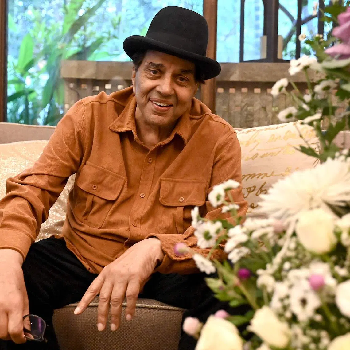 Dharmendra Kewal Krishan Deol made his film debut in 1960.
