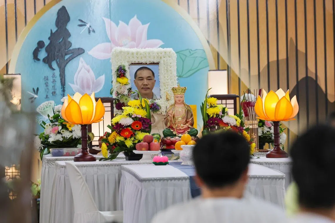 The general scene of Mr Lim Choon Siew?s wake held at block 541 Hougang Ave 8, on Sep 22, 2024.