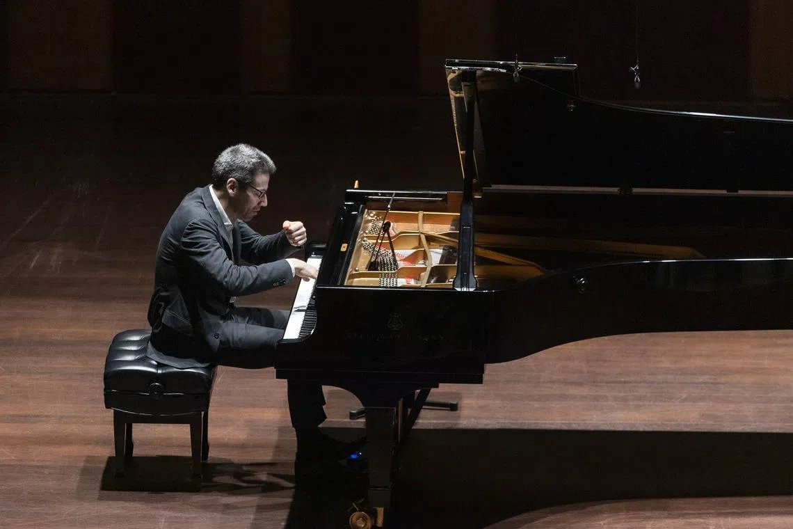 American pianist Jonathan Biss offered intensively sensitive interpretations of familiar works. 