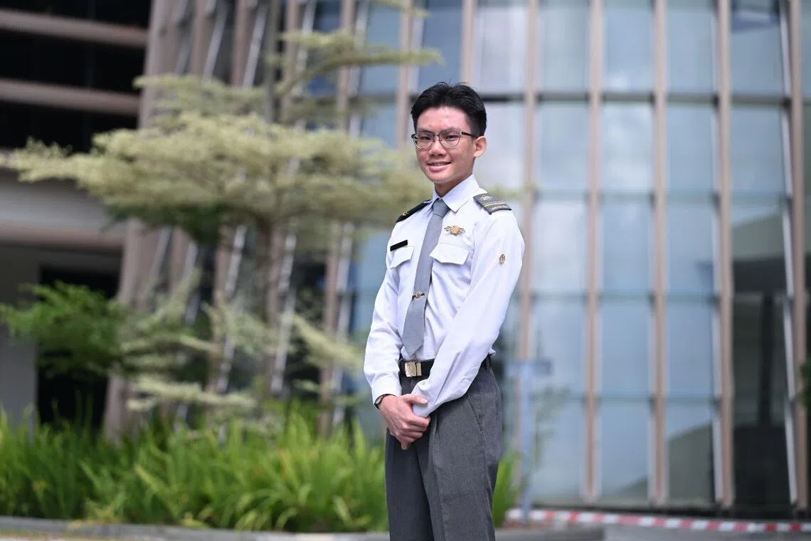 military expert 4 me4 dexter chow a senior military intelligence expert in the digital and intelligence service the fourth service of the singapore armed forces saf responsible for detecting national security threats in the digital domain