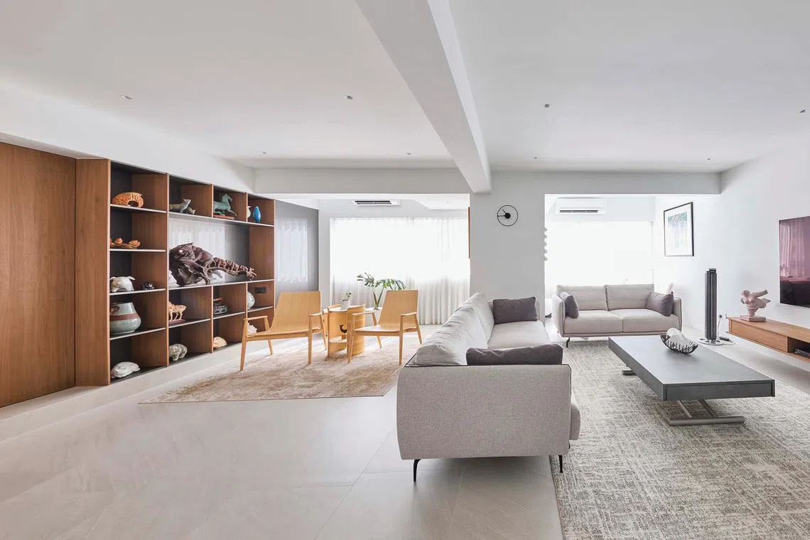 This 3,500 sq ft unit in Pandan Valley not only has a spacious interior, but also outdoor terraces.