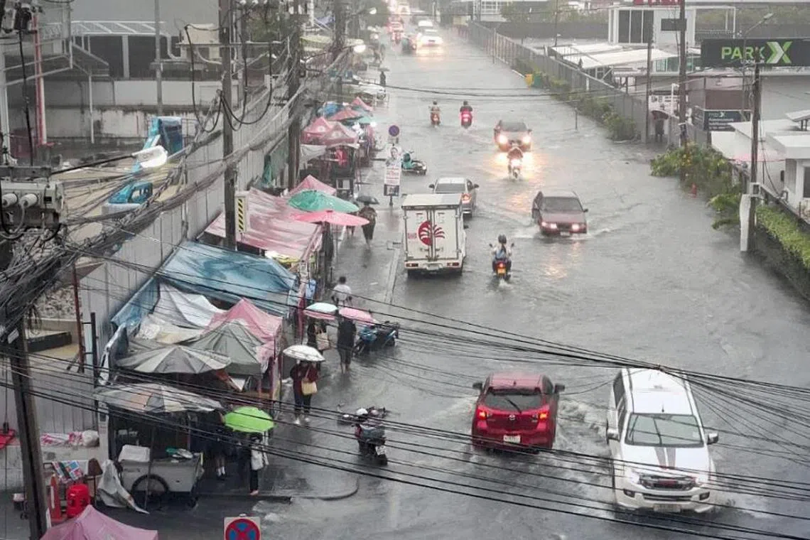 Low to moderate rainfall is forecast in Bangkok and its surrounding provinces until Feb 17, 2023.