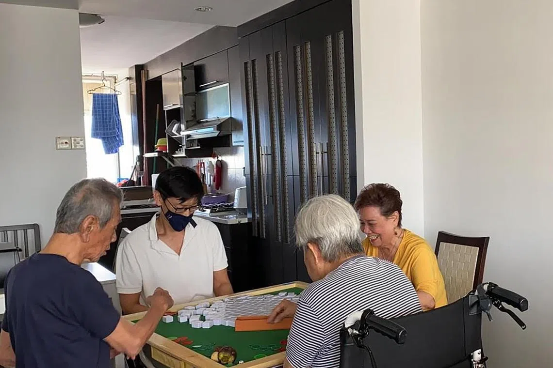 juredcrowns02

Copyright: Red Crowns Senior Living