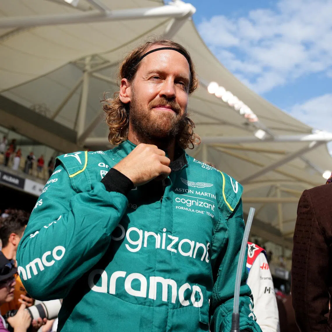 Formula One F1 - Abu Dhabi Grand Prix - Yas Marina Circuit, Abu Dhabi, United Arab Emirates - November 20, 2022 Aston Martin's Sebastian Vettel ahead of his last race REUTERS/Aleksandra Szmigiel/File Photo