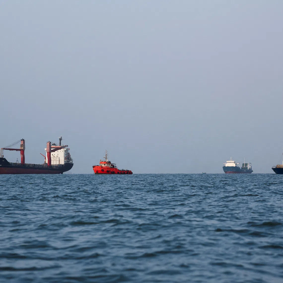 Vessels in the Strait of Hormuz are visible near the beach of Bandar Abbas, Iran, August 27, 2026. Majid Asgaripour/WANA (West Asia News Agency) via REUTERS