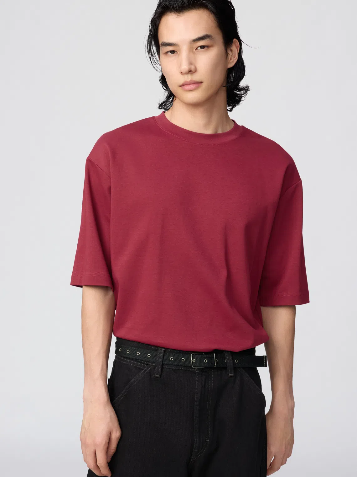 Uniqlo Airism Cotton Crew Neck Oversized T-shirt.