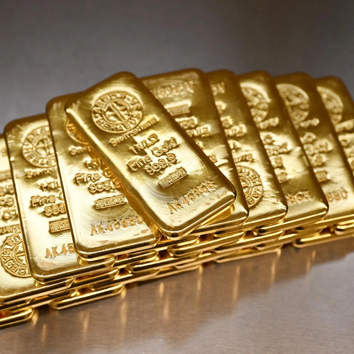 Gold-focused funds were the hardest hit, with over US$7 billion in redemptions as investors locked in profits. 