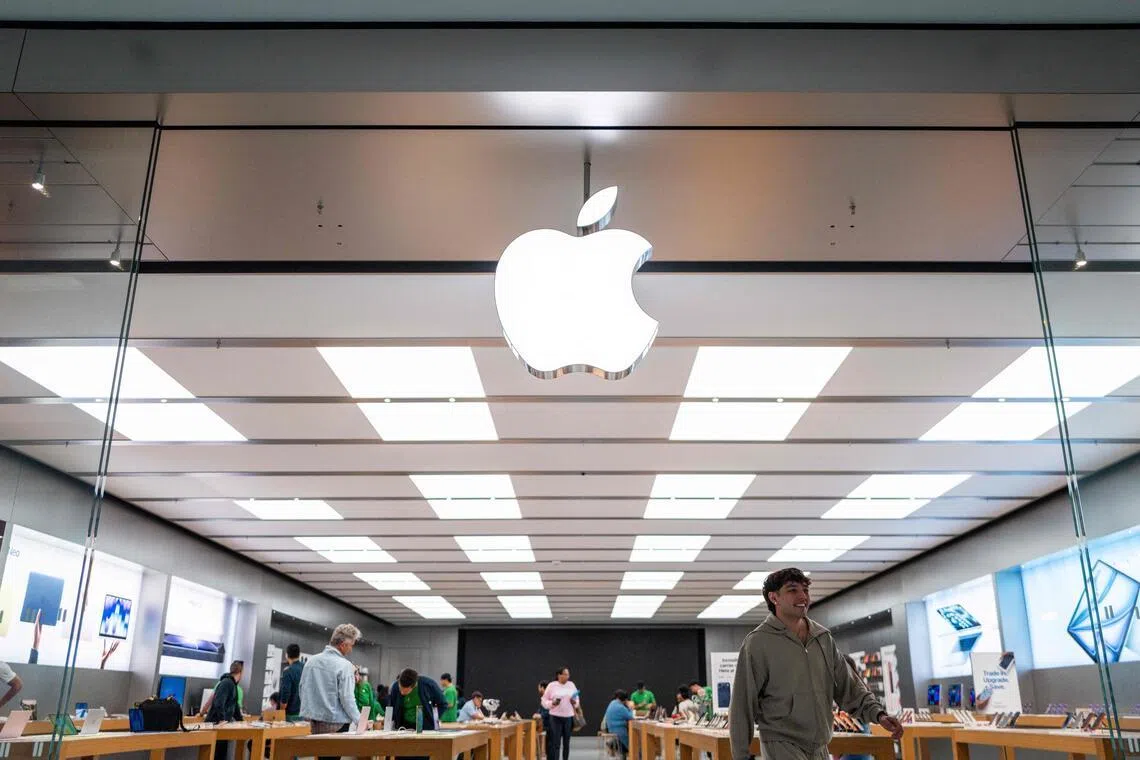 Apple has had early-stage talks with Intel about enlisting the company’s chipmaking services, according to people familiar with the deliberations.