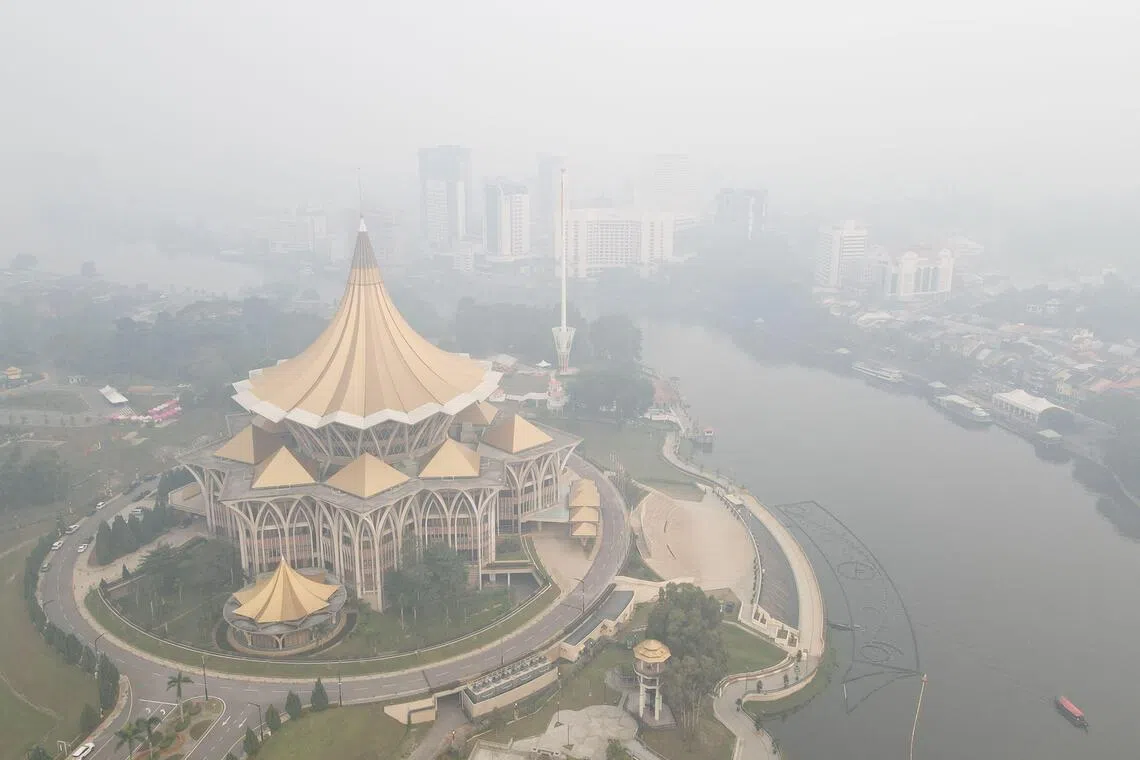 Haze triggers mask-buying frenzy in Sarawak’s capital Kuching