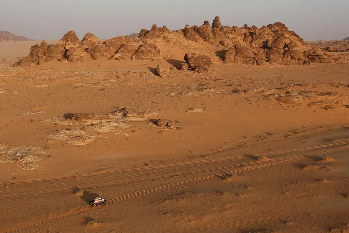 Rallying - Dakar Rally - Stage 5 - Bivouac Refuge to Hail - Hail, Saudi Arabia - January 8, 2026 Toyota Gazoo Racing W2RC's Henk Lategan and Brett Cummings in action during stage 5 REUTERS/Stephane Mahe