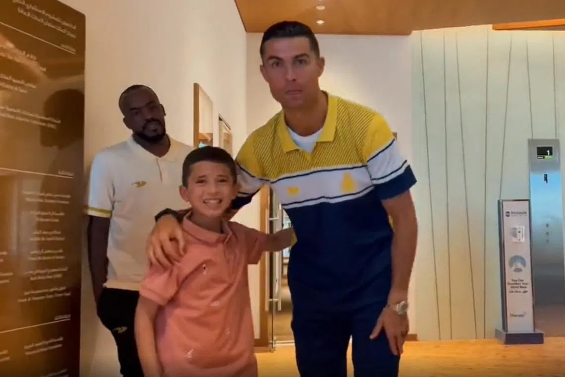 Nabil Saeed met Cristiano Ronaldo briefly before an Al Nassr match on March 3, 2023. 