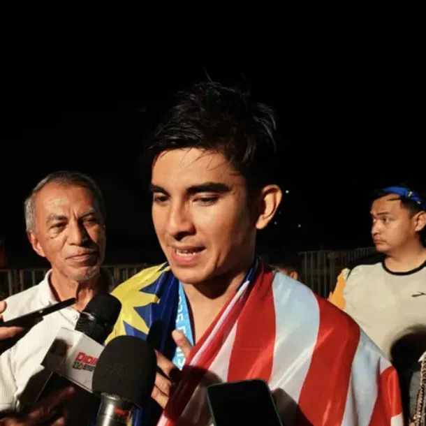 Mr Syed Saddiq crossed the finish line of the gruelling Ironman Malaysia in an impressive 12 hours, 22 minutes, and 18 seconds.