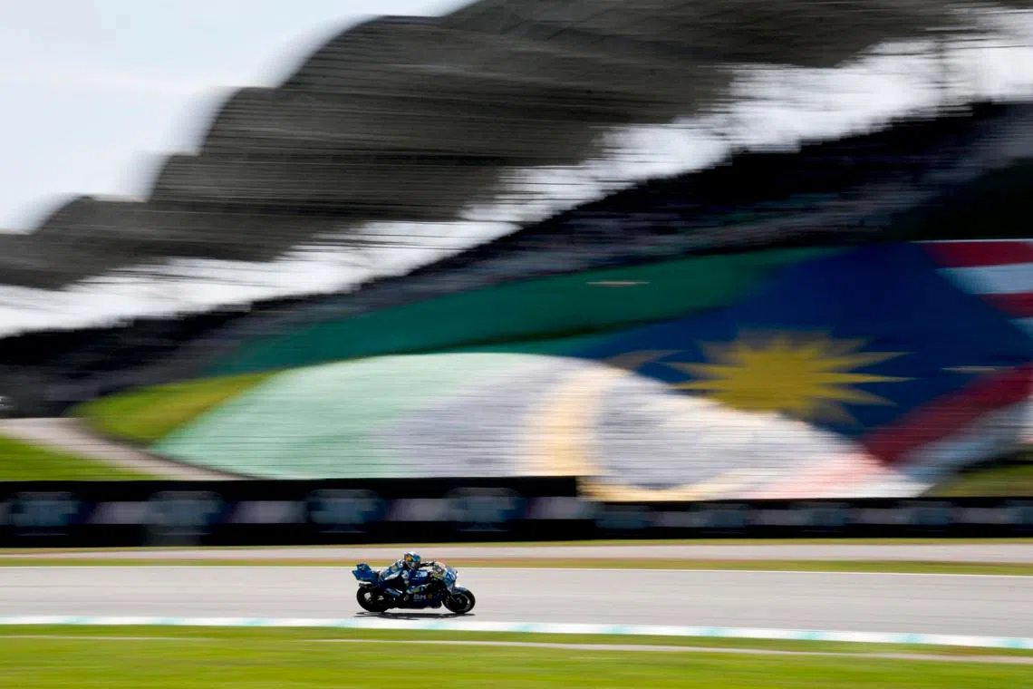 MotoGP - Malaysian Grand Prix - Sepang International Circuit, Sepang, Malaysia - October 26, 2025 BK8 Gresini Racing MotoGP's Alex Marquez in action during the MotoGP race REUTERS/Najjua Zulkefli