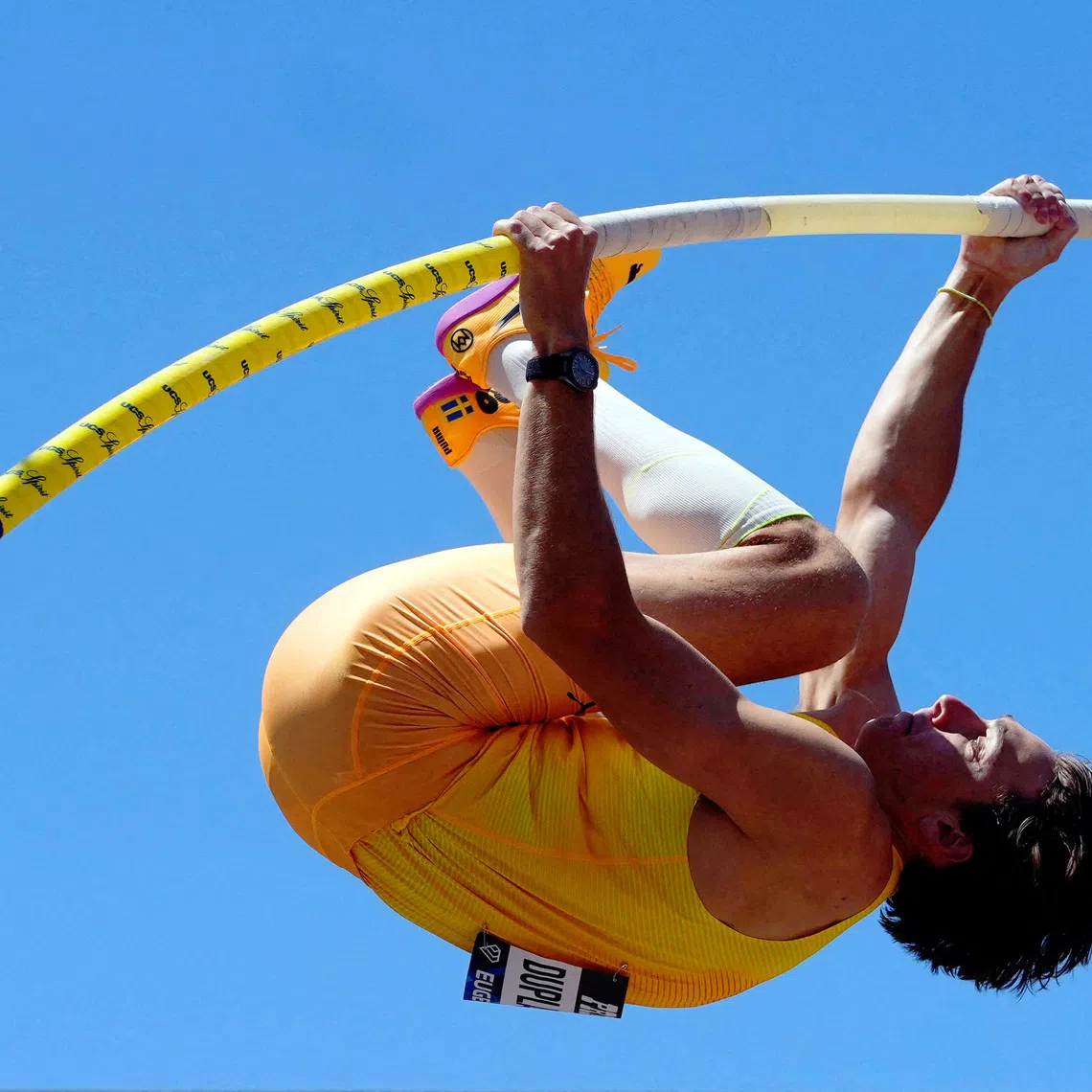 Jul 5, 2025; Eugene, OR, USA; Armand Duplantis aka Mondo Duplantis (SWE) wins the pole vault at 19-8 1/4 (6.00m) during the 50th Prefontaine Classic at Hayward Field. Mandatory Credit: Kirby Lee-Imagn Images