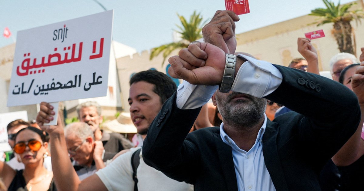 Tunisia’s journalists face growing legal pressure as press freedom erodes