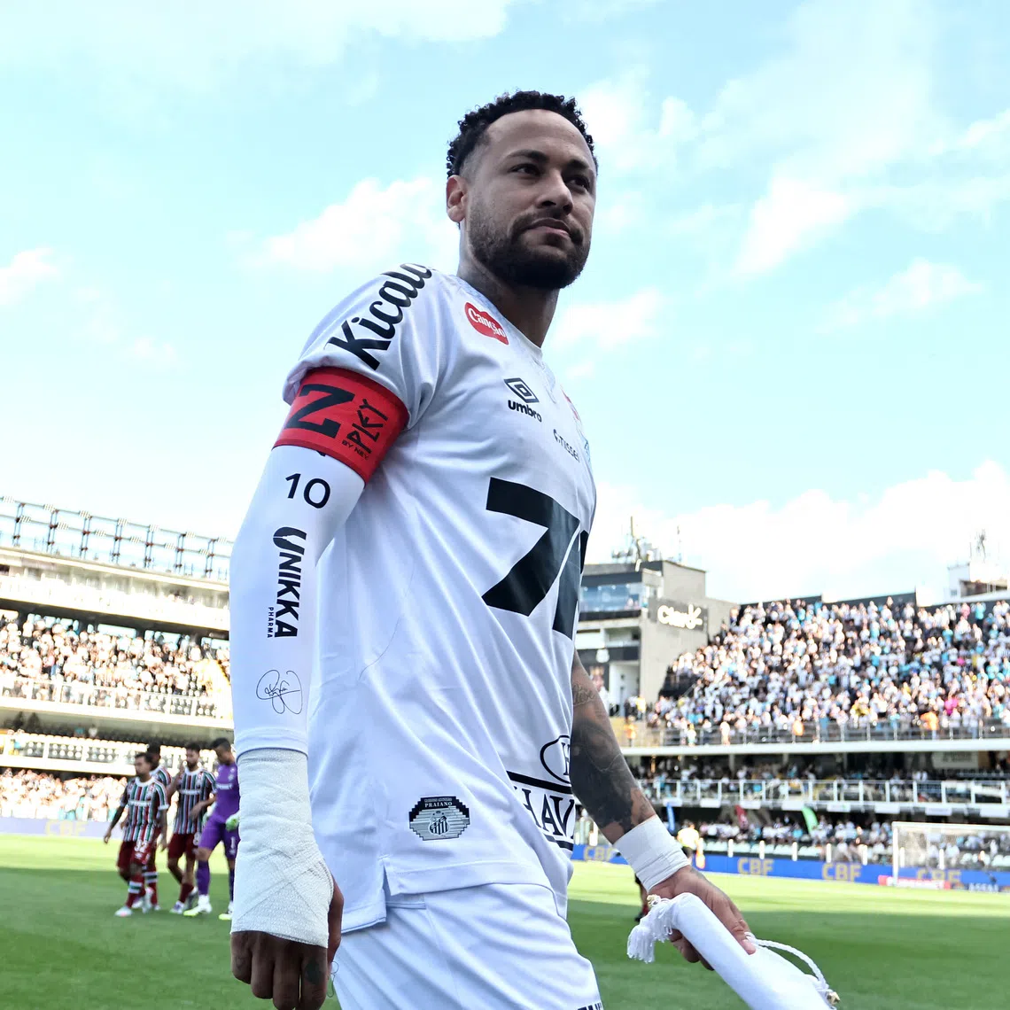 Soccer Football - Brasileiro Championship - Santos v Fluminense - Estadio Urbano Caldeira, Santos, Brazil - August 31, 2025 Santos' Neymar before the match REUTERS/Thiago Bernardes
