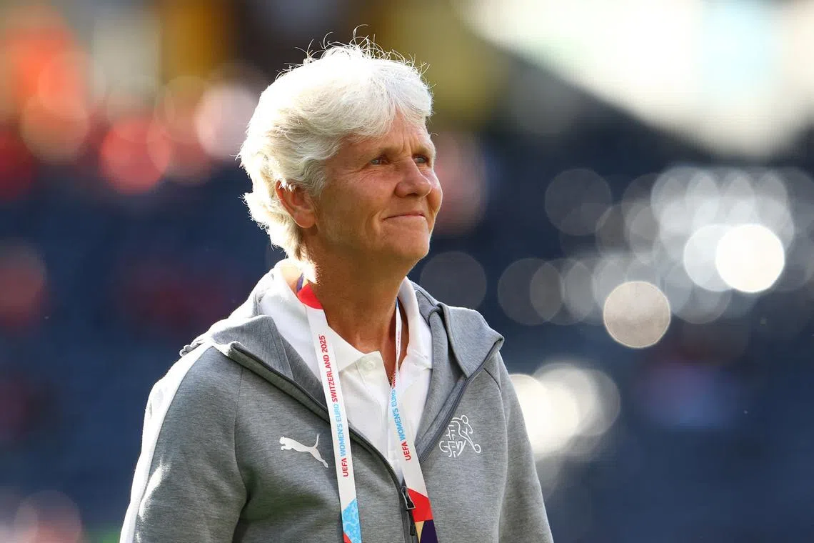 Soccer Football - UEFA Women's Euro 2025 - Quarter Final - Spain v Switzerland - Stadion Wankdorf, Bern, Switzerland - July 18, 2025 Switzerland coach Pia Sundhage on the pitch before the match REUTERS/Bernadett Szabo