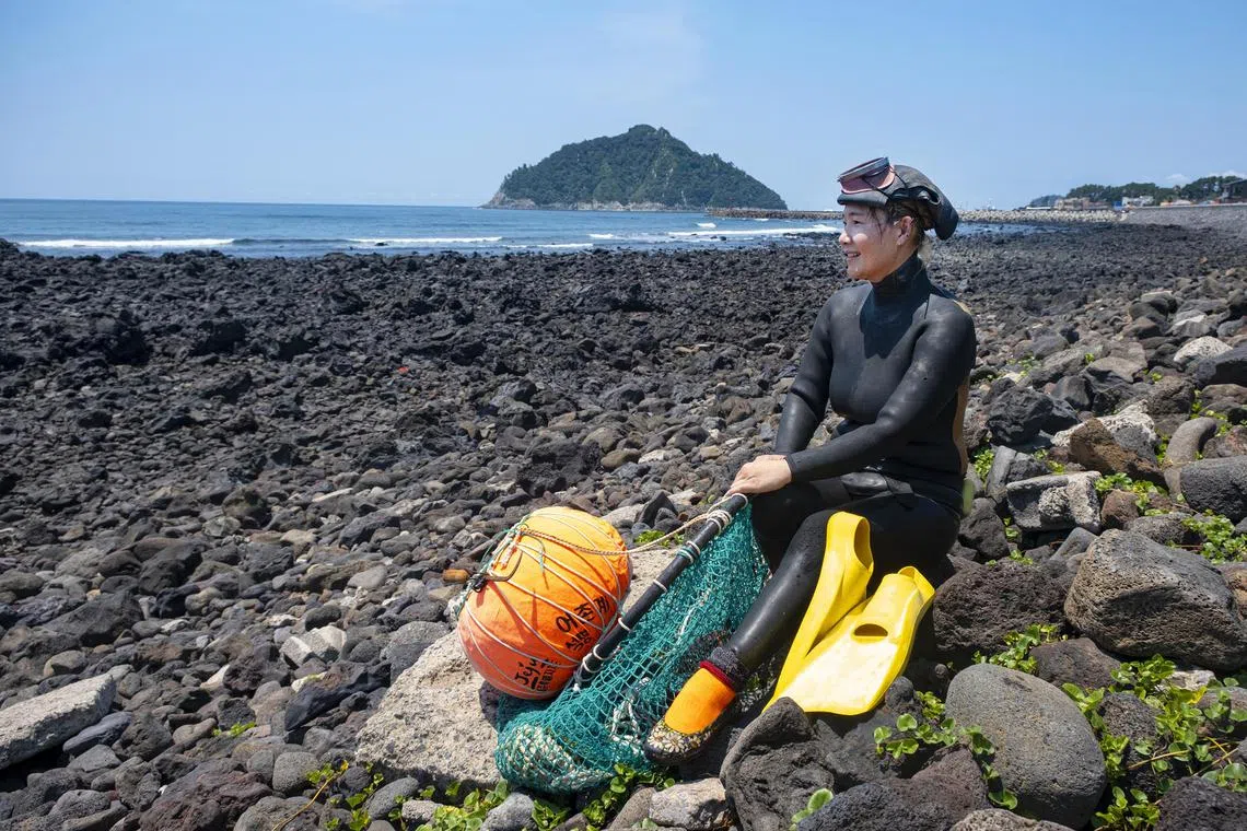fddivers - Ms Chae Ji-ae, who at age 39 is among a small but growing group of young haenyeo (Korean for female diver) working in southern island Jeju.

Credit: Lee Yong-kun