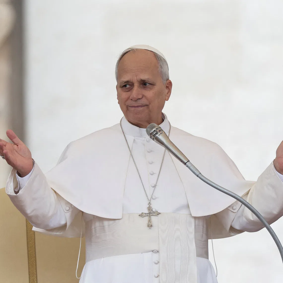 Pope Leo XIV holds a general audience in Saint Peter's Square at the Vatican, December 17, 2025. REUTERS/Ciro De Luca