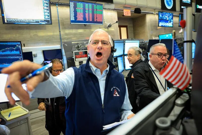 S&P 500, Nasdaq close lower, dragged by Alphabet and megacap tech; focus on Iran