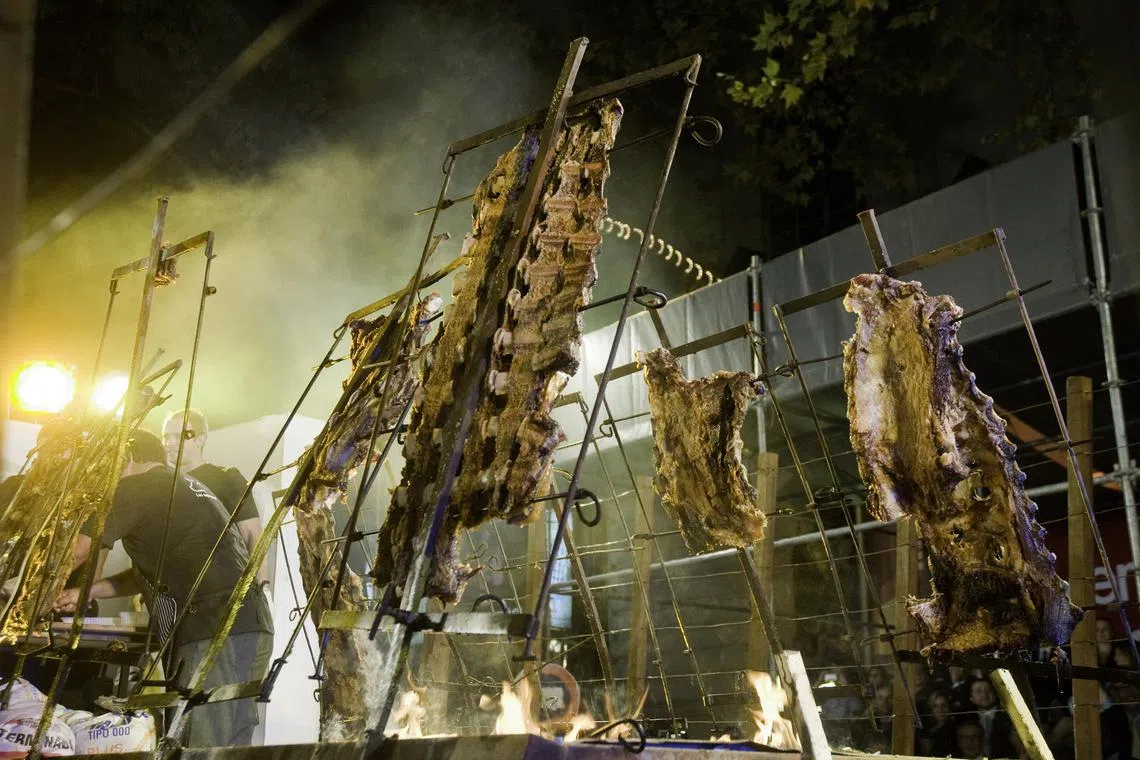 admendoza10 - Barbecue

Credit:  Government of Mendoza