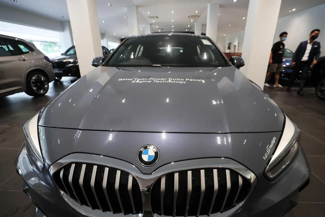 BMW outsold rival Mercedes-Benz for the second year in a row by better navigating the supply-chain issues hampering global auto production.