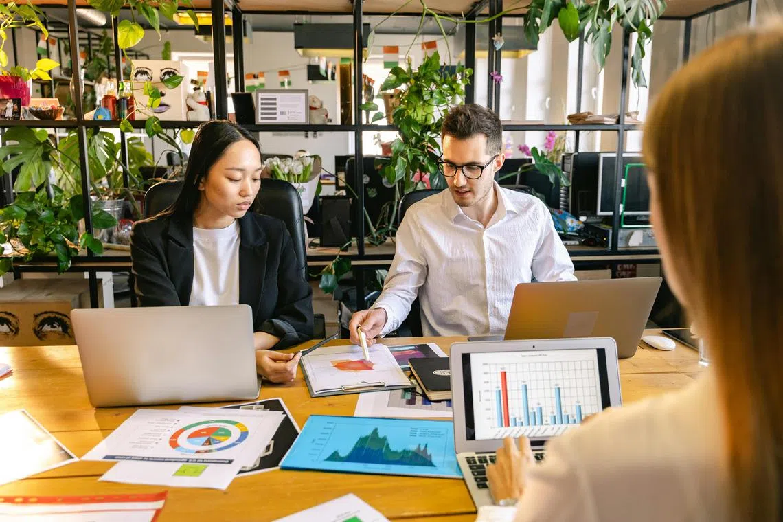 Building networks by helping each other is one thing, but it’s quite another to set up obligations as a safety net if a workplace has become a threatening environment.