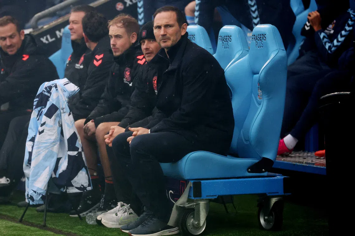Soccer Football - Championship - Coventry City v West Bromwich Albion - Coventry Building Society Arena, Coventry, Britain - November 22, 2025 Coventry City manager Frank Lampard looks on Action Images/Craig Brough