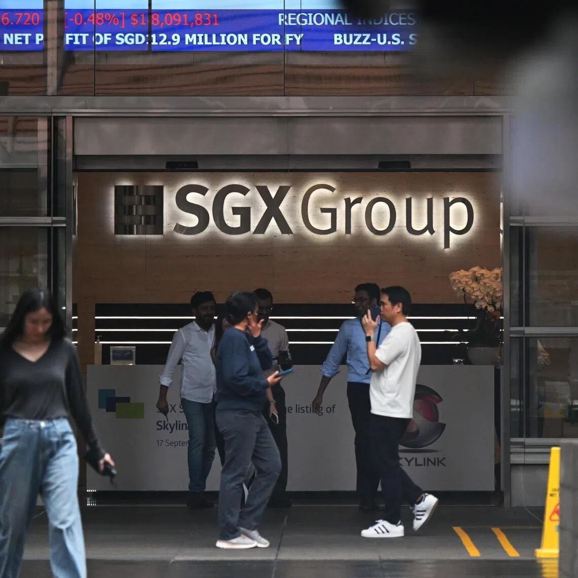 The Fullerton Singapore Value-Up Fund invests exclusively in 20 to 40 stocks across Singapore small to large-caps, as well as IPOs and pre-IPOs.