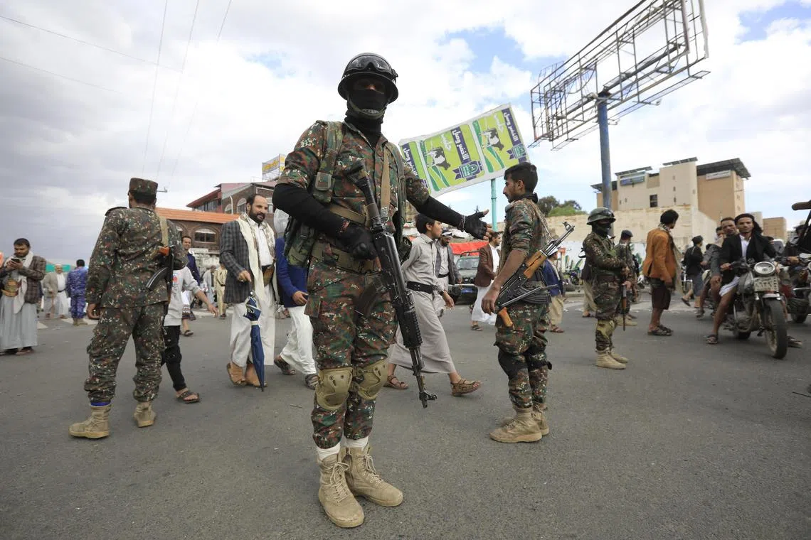 The new arms packages include more than 1,800 MK84 2,000-pound bombs and 500 MK82 500-pound bombs.