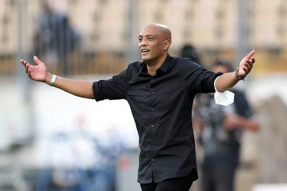 FILE PHOTO: Soccer Football - Africa Cup of Nations - Group C - Morocco v Comoros - Stade Ahmadou Ahidjo, Yaounde, Cameroon - January 14, 2022  Comoros coach Amir Abdou reacts REUTERS/Mohamed Abd El Ghany/File Photo