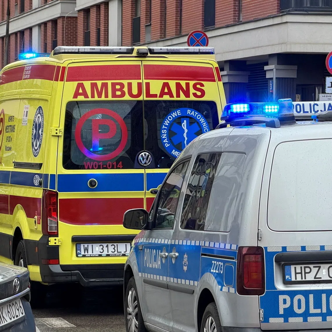 Ambulances stand outside a TEB Edukacja post-secondary school building following a knife attack on Minska Street in Warsaw, Poland, October 10, 2026. Dariusz Borowicz/Agencja Wyborcza.pl via REUTERS ATTENTION EDITORS - THIS IMAGE WAS PROVIDED BY A THIRD PARTY. POLAND OUT. NO COMMERCIAL OR EDITORIAL SALES IN POLAND.