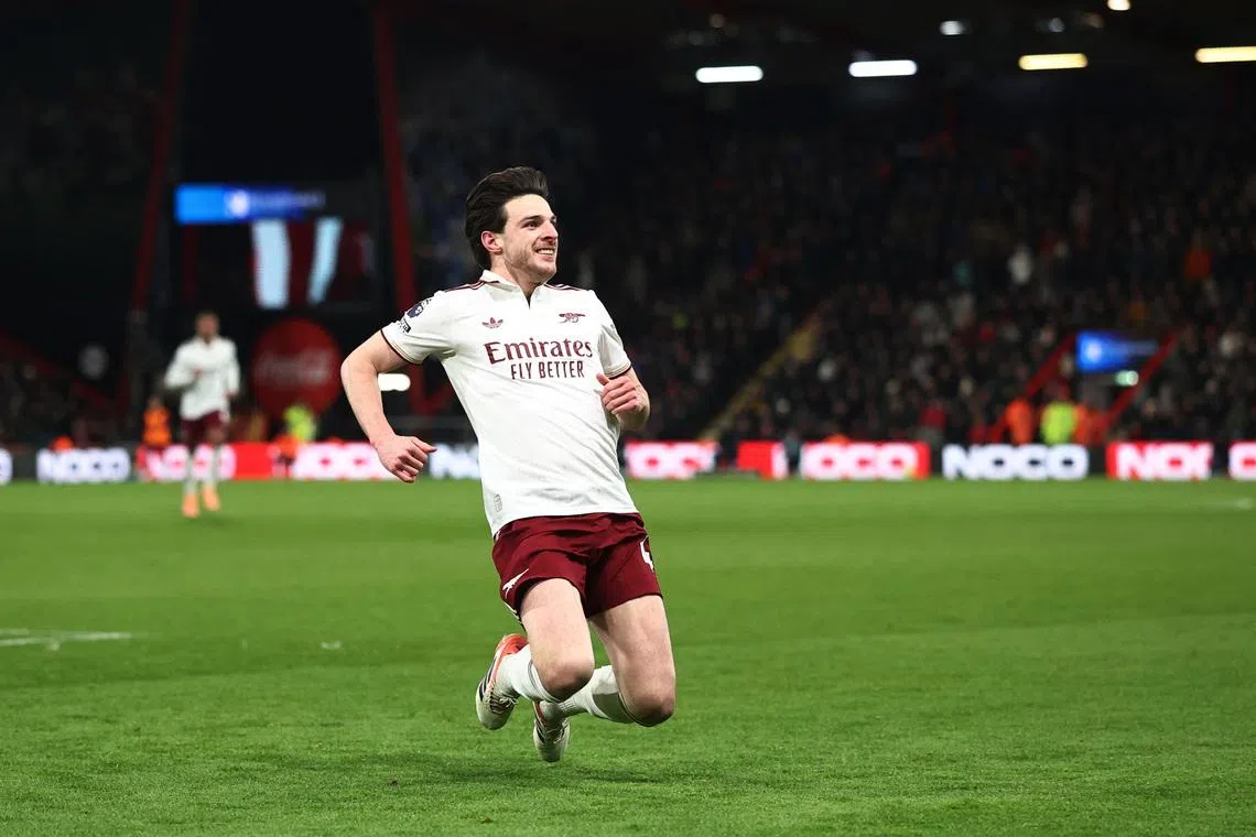 Soccer Football - Premier League - AFC Bournemouth v Arsenal - Vitality Stadium, Bournemouth, Britain - January 3, 2026 Arsenal's Declan Rice celebrates scoring their second goal REUTERS/Toby Melville