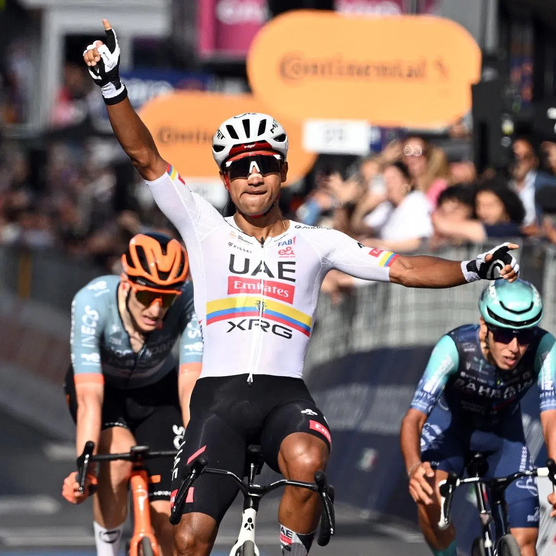 Cycling - Giro d'Italia - Stage 4 - Catanzaro to Cosenza - Italy - May 12, 2026 UAE Team Emirates - XRG's Jhonatan Narvaez celebrates after winning the stage 4 REUTERS/Jennifer Lorenzini